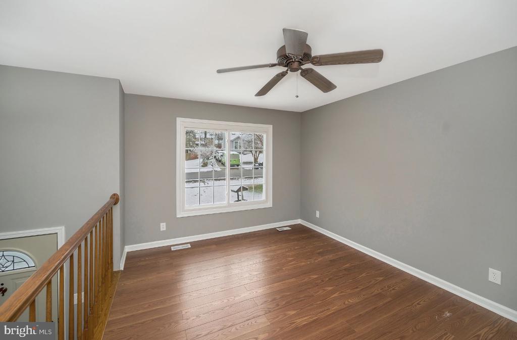 11615 JOY LN, FREDERICKSBURG, Virginia 22407, 4 Bedrooms Bedrooms, ,2 BathroomsBathrooms,Residential,11615 JOY LN,VASP2039626 MLS # VASP2039626