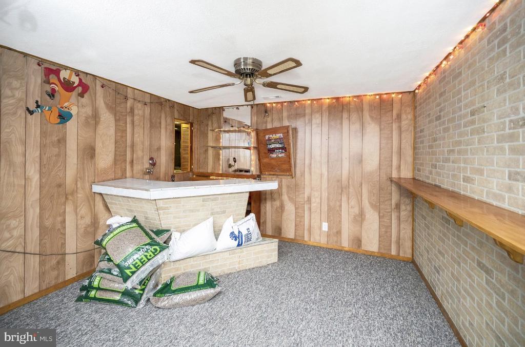 11615 JOY LN, FREDERICKSBURG, Virginia 22407, 4 Bedrooms Bedrooms, ,2 BathroomsBathrooms,Residential,11615 JOY LN,VASP2039626 MLS # VASP2039626