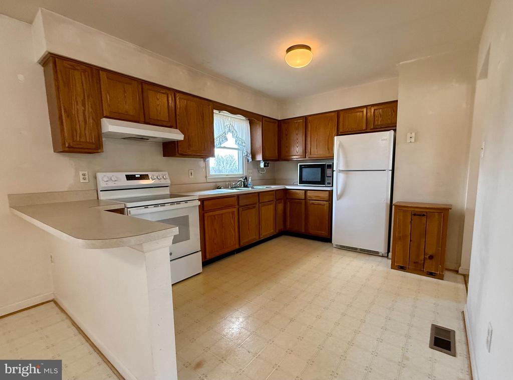 11245 CRAIG LN, BEALETON, Virginia, 3 Bedrooms Bedrooms, ,2 BathroomsBathrooms,Residential,11245 CRAIG LN,VAFQ2020794 MLS # VAFQ2020794