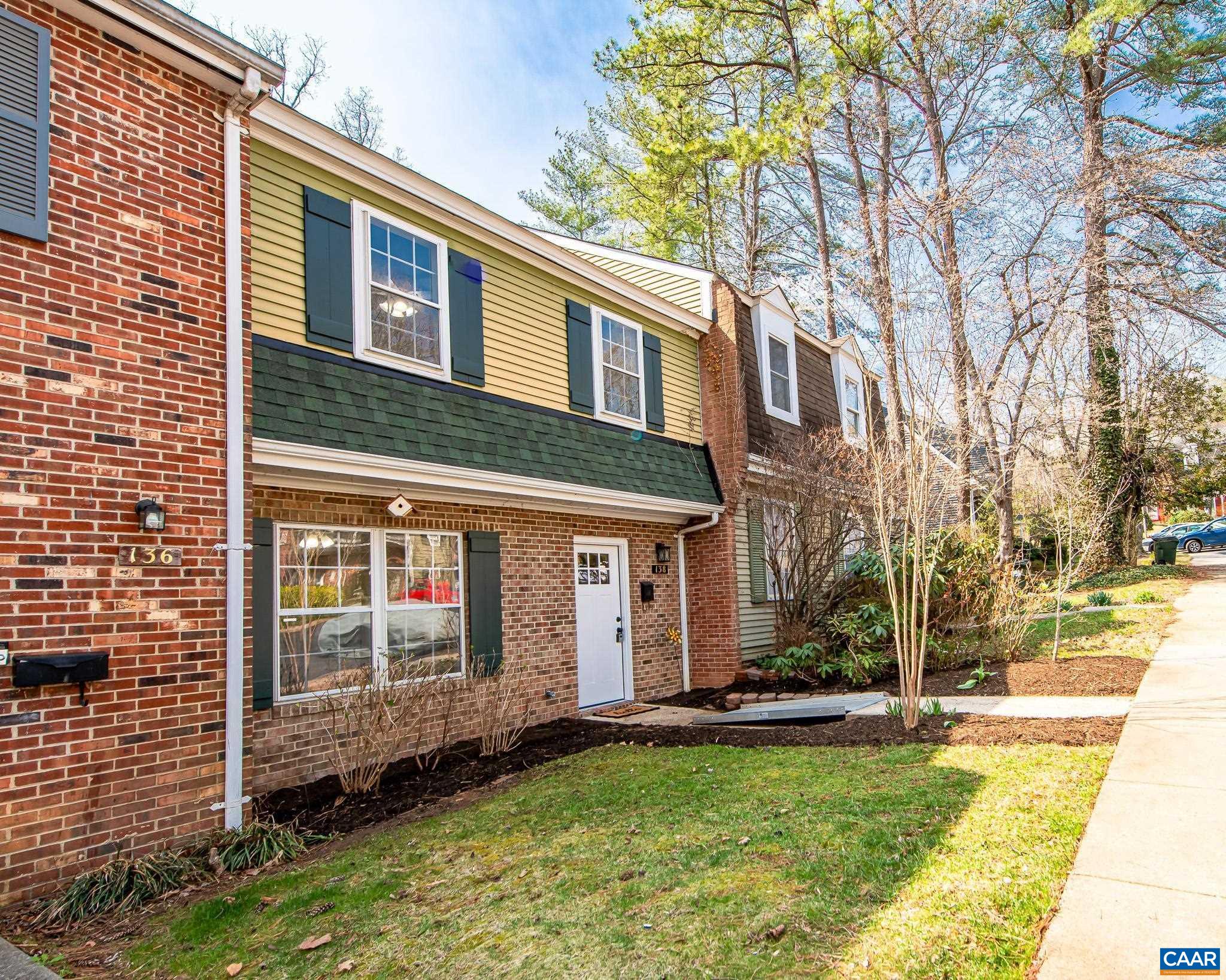 138 SCARBOROUGH PL, CHARLOTTESVILLE, Virginia 22903, 3 Bedrooms Bedrooms, ,1 BathroomBathrooms,Residential,138 SCARBOROUGH PL,674356 MLS # 674356