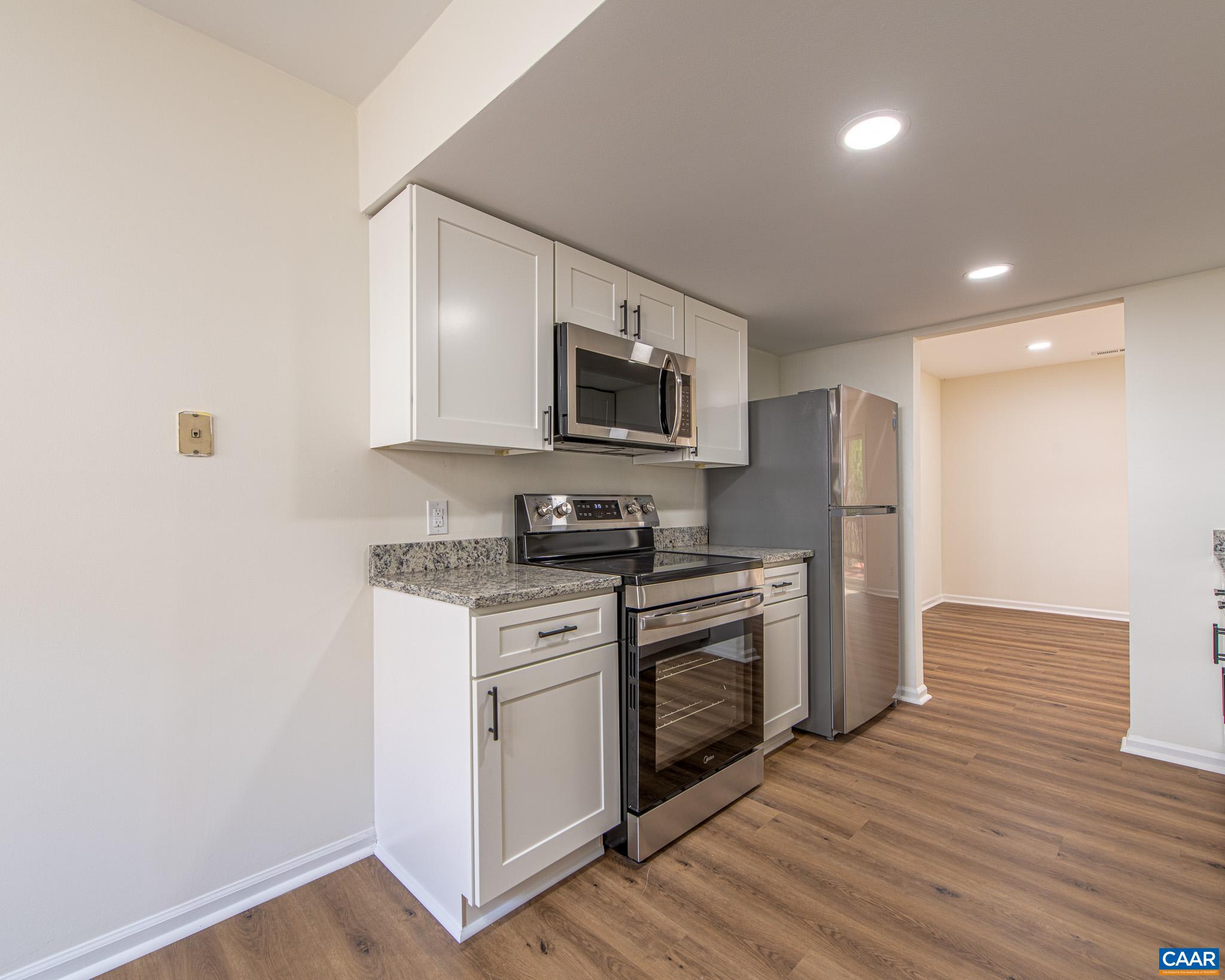 138 SCARBOROUGH PL, CHARLOTTESVILLE, Virginia 22903, 3 Bedrooms Bedrooms, ,1 BathroomBathrooms,Residential,138 SCARBOROUGH PL,674356 MLS # 674356