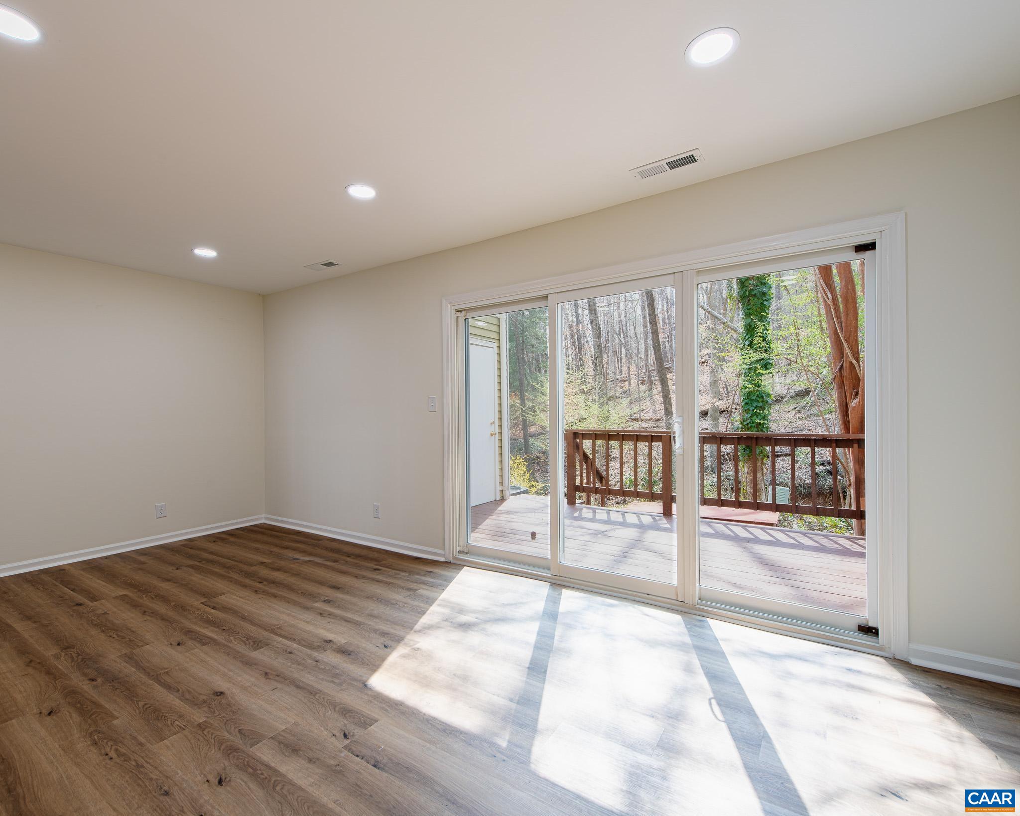 138 SCARBOROUGH PL, CHARLOTTESVILLE, Virginia 22903, 3 Bedrooms Bedrooms, ,1 BathroomBathrooms,Residential,138 SCARBOROUGH PL,674356 MLS # 674356