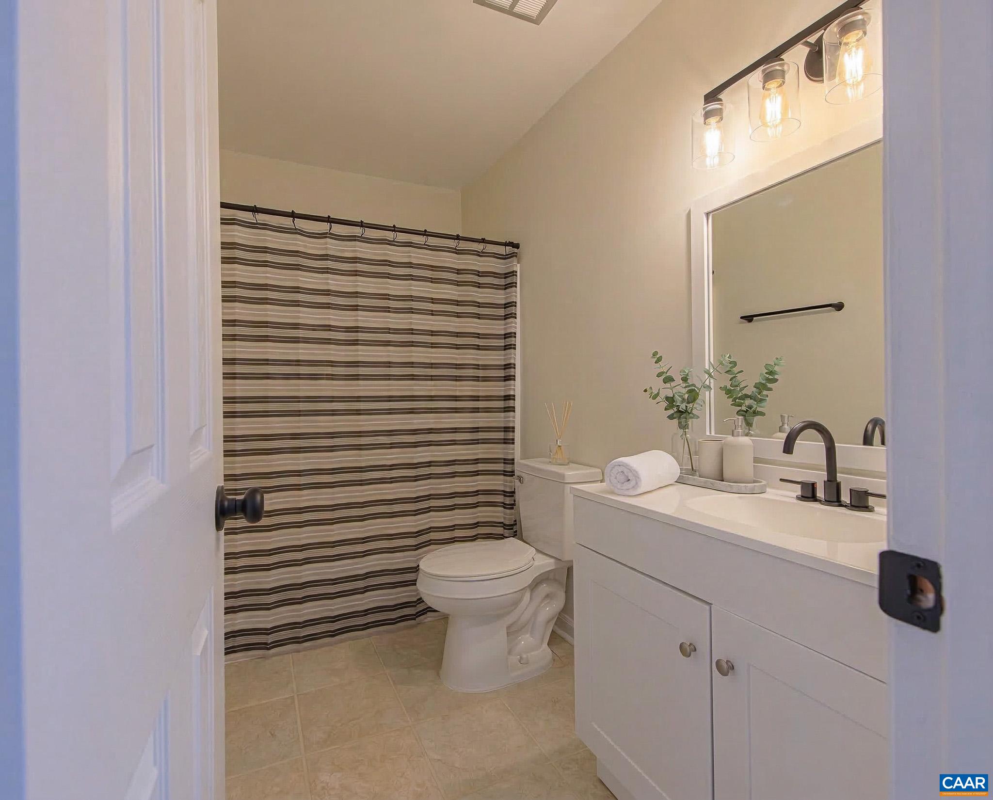 138 SCARBOROUGH PL, CHARLOTTESVILLE, Virginia 22903, 3 Bedrooms Bedrooms, ,1 BathroomBathrooms,Residential,138 SCARBOROUGH PL,674356 MLS # 674356