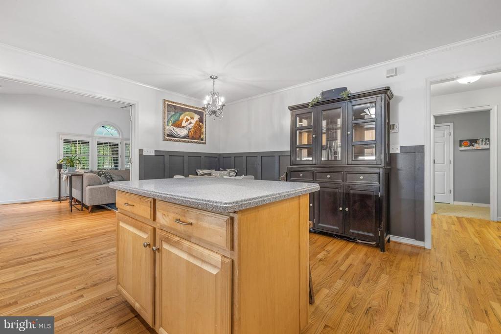 198 JEFFERSON DR, PALMYRA, Virginia 22963, 4 Bedrooms Bedrooms, ,3 BathroomsBathrooms,Residential,198 JEFFERSON DR,VAFN2000530 MLS # VAFN2000530