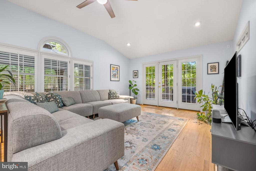 198 JEFFERSON DR, PALMYRA, Virginia 22963, 4 Bedrooms Bedrooms, ,3 BathroomsBathrooms,Residential,198 JEFFERSON DR,VAFN2000530 MLS # VAFN2000530