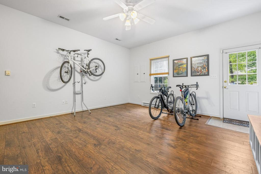 198 JEFFERSON DR, PALMYRA, Virginia 22963, 4 Bedrooms Bedrooms, ,3 BathroomsBathrooms,Residential,198 JEFFERSON DR,VAFN2000530 MLS # VAFN2000530