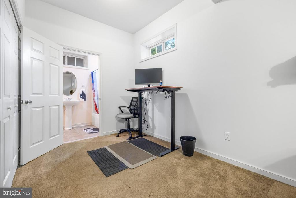 198 JEFFERSON DR, PALMYRA, Virginia 22963, 4 Bedrooms Bedrooms, ,3 BathroomsBathrooms,Residential,198 JEFFERSON DR,VAFN2000530 MLS # VAFN2000530