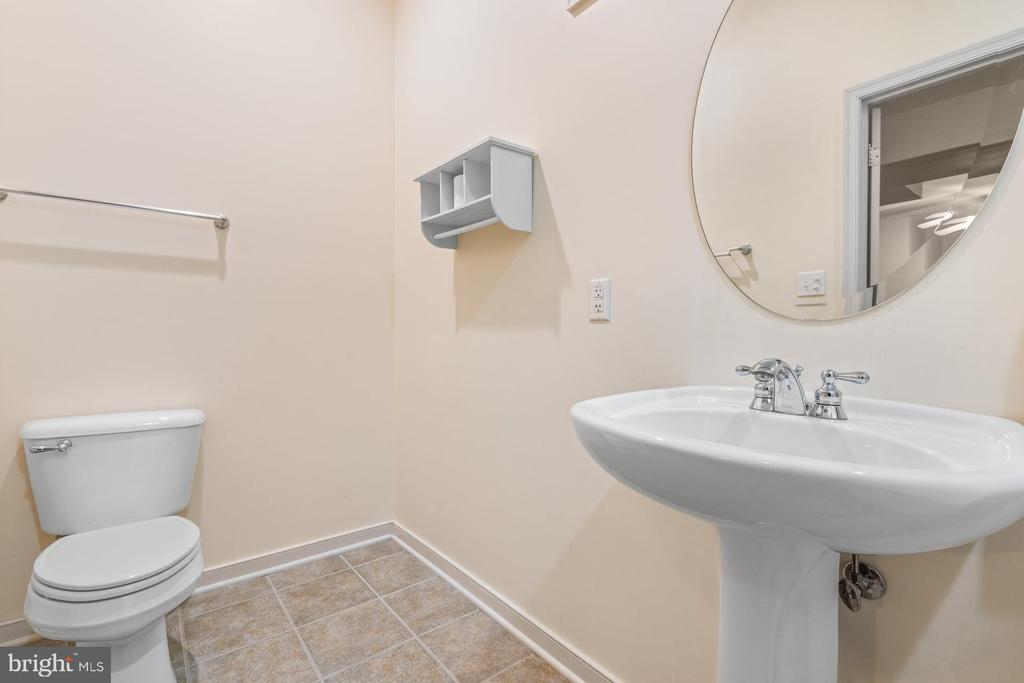 198 JEFFERSON DR, PALMYRA, Virginia 22963, 4 Bedrooms Bedrooms, ,3 BathroomsBathrooms,Residential,198 JEFFERSON DR,VAFN2000530 MLS # VAFN2000530