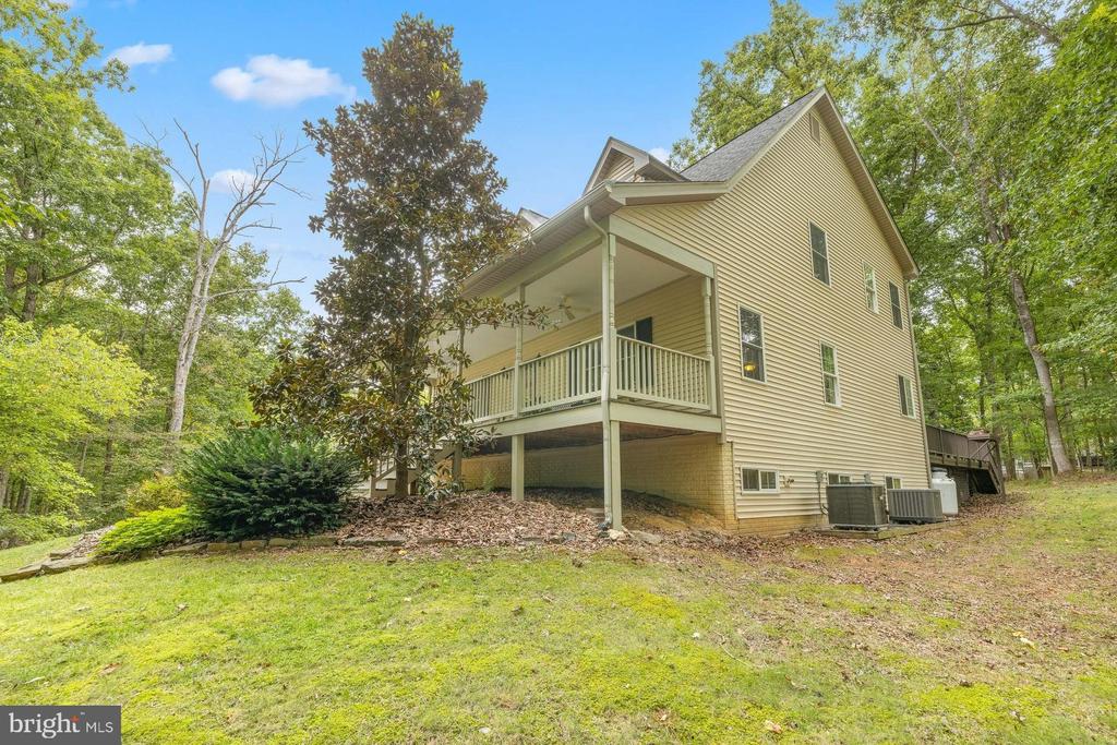 198 JEFFERSON DR, PALMYRA, Virginia 22963, 4 Bedrooms Bedrooms, ,3 BathroomsBathrooms,Residential,198 JEFFERSON DR,VAFN2000530 MLS # VAFN2000530