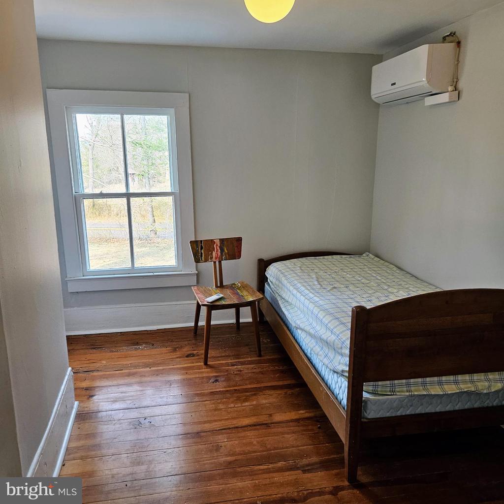 15660 REVA RD, REVA, Virginia 22735, 4 Bedrooms Bedrooms, ,2 BathroomsBathrooms,Residential,15660 REVA RD,VACU2012968 MLS # VACU2012968