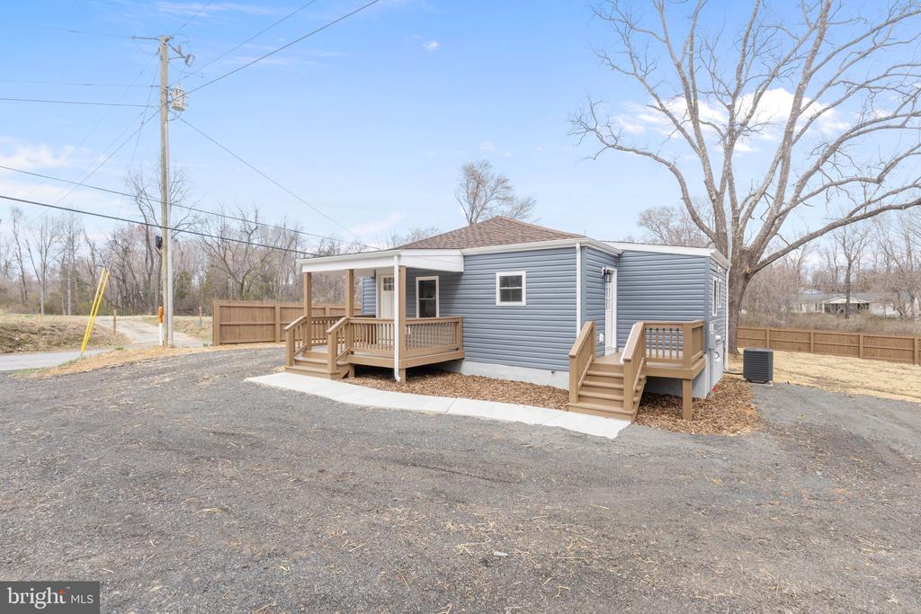 11332 COX MILL RD, GORDONSVILLE, Virginia 22942, 2 Bedrooms Bedrooms, ,2 BathroomsBathrooms,Residential,11332 COX MILL RD,VAOR2013414 MLS # VAOR2013414