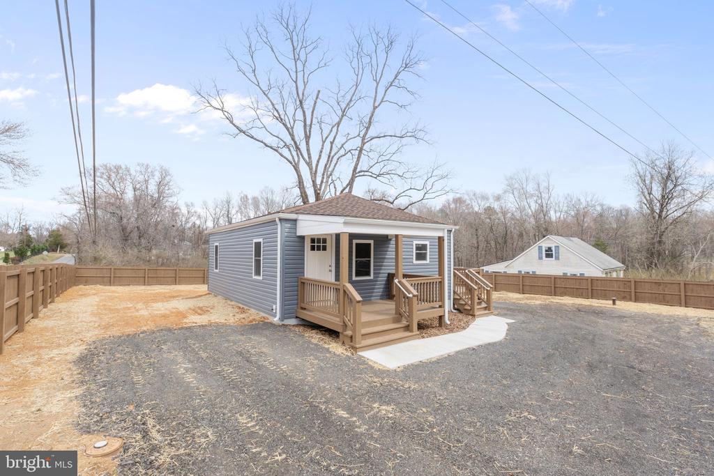 11332 COX MILL RD, GORDONSVILLE, Virginia 22942, 2 Bedrooms Bedrooms, ,2 BathroomsBathrooms,Residential,11332 COX MILL RD,VAOR2013414 MLS # VAOR2013414