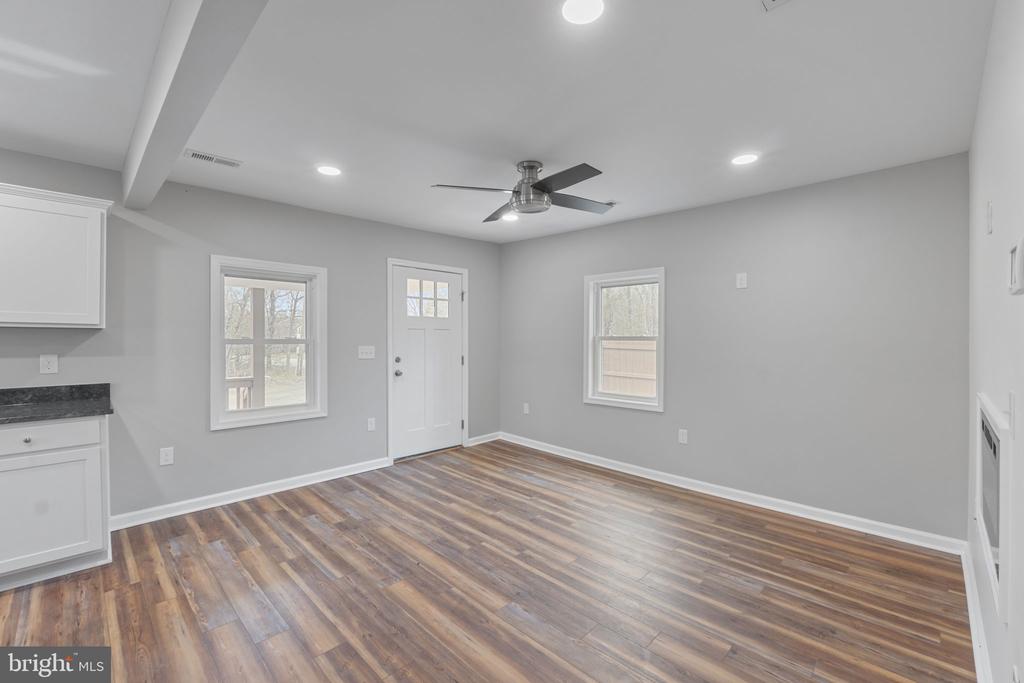 11332 COX MILL RD, GORDONSVILLE, Virginia 22942, 2 Bedrooms Bedrooms, ,2 BathroomsBathrooms,Residential,11332 COX MILL RD,VAOR2013414 MLS # VAOR2013414