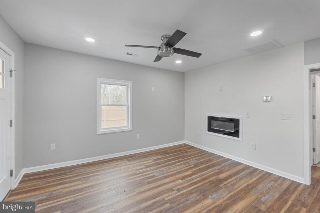 11332 COX MILL RD, GORDONSVILLE, Virginia 22942, 2 Bedrooms Bedrooms, ,2 BathroomsBathrooms,Residential,11332 COX MILL RD,VAOR2013414 MLS # VAOR2013414