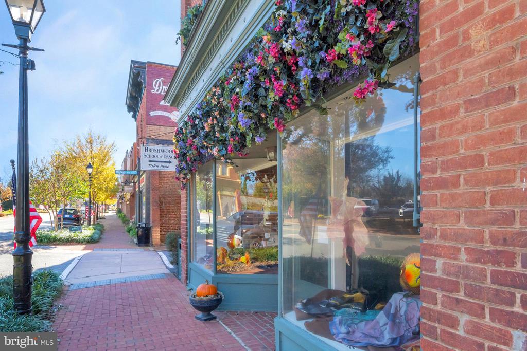 11332 COX MILL RD, GORDONSVILLE, Virginia 22942, 2 Bedrooms Bedrooms, ,2 BathroomsBathrooms,Residential,11332 COX MILL RD,VAOR2013414 MLS # VAOR2013414