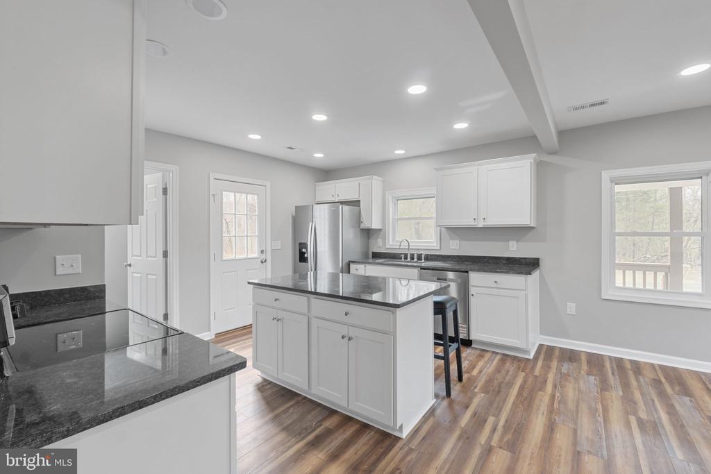 11332 COX MILL RD, GORDONSVILLE, Virginia 22942, 2 Bedrooms Bedrooms, ,2 BathroomsBathrooms,Residential,11332 COX MILL RD,VAOR2013414 MLS # VAOR2013414