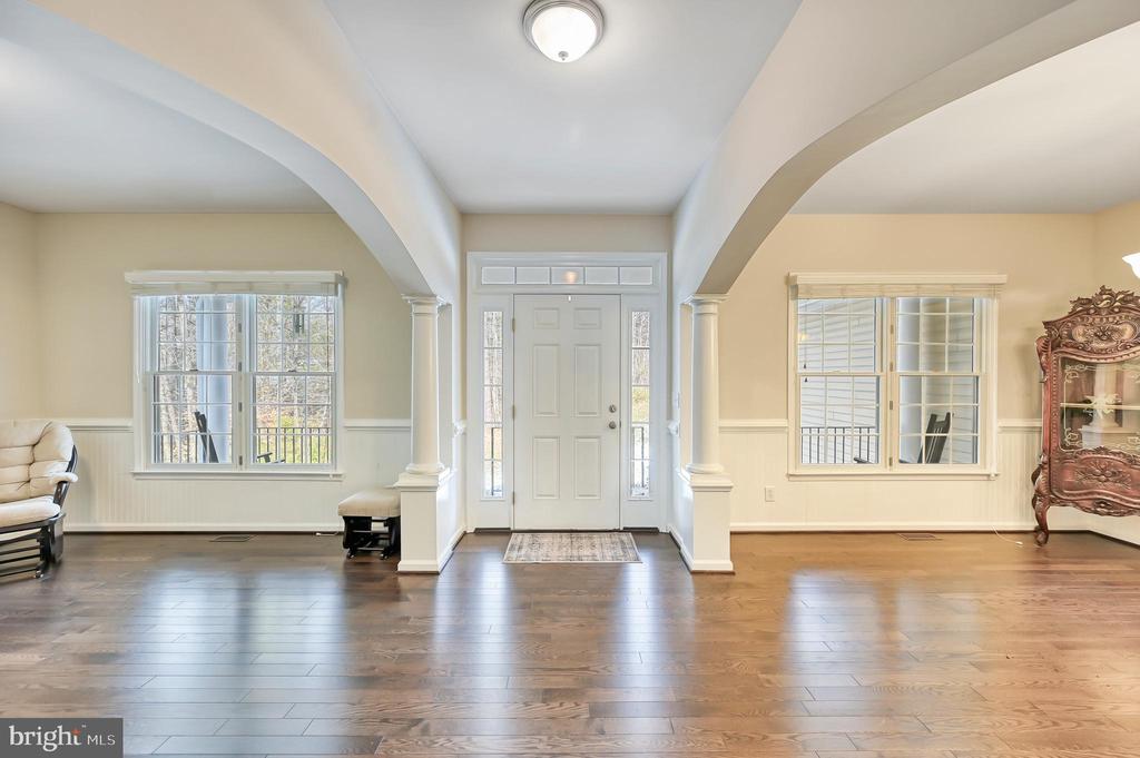 9490 VANREENAN WAY, SPOTSYLVANIA, Virginia 22551, 5 Bedrooms Bedrooms, ,4 BathroomsBathrooms,Residential,9490 VANREENAN WAY,VASP2039874 MLS # VASP2039874