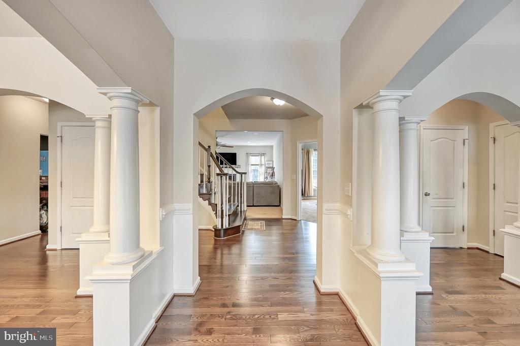 9490 VANREENAN WAY, SPOTSYLVANIA, Virginia 22551, 5 Bedrooms Bedrooms, ,4 BathroomsBathrooms,Residential,9490 VANREENAN WAY,VASP2039874 MLS # VASP2039874