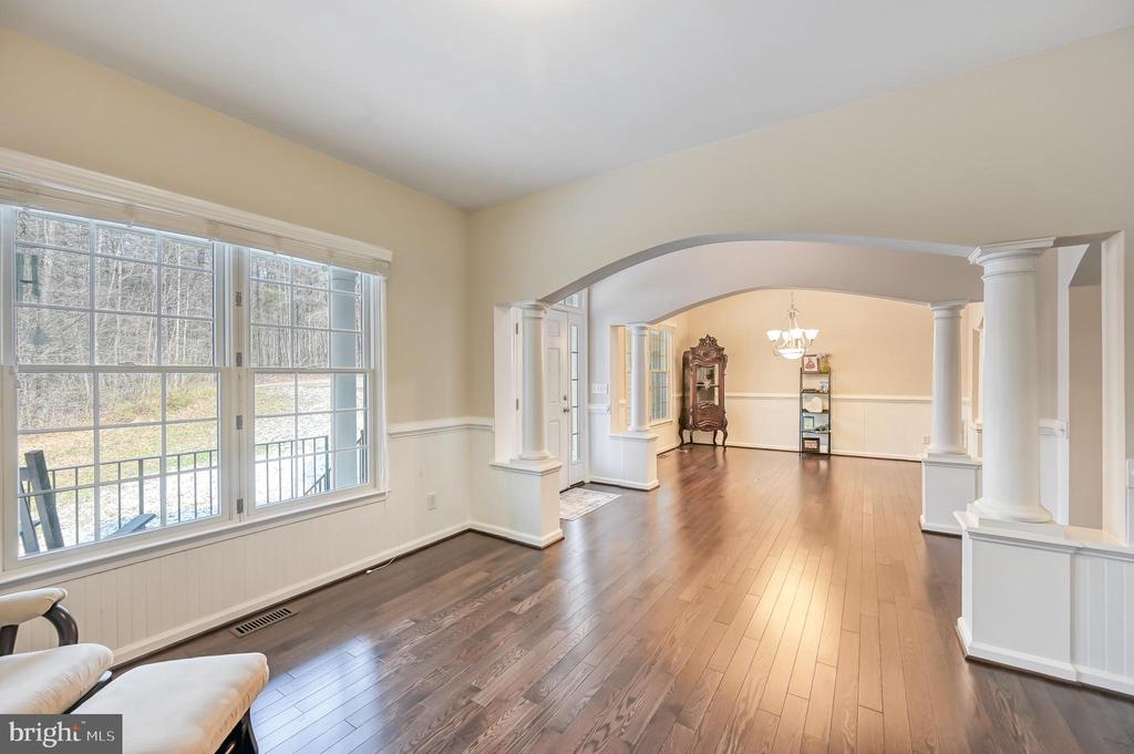 9490 VANREENAN WAY, SPOTSYLVANIA, Virginia 22551, 5 Bedrooms Bedrooms, ,4 BathroomsBathrooms,Residential,9490 VANREENAN WAY,VASP2039874 MLS # VASP2039874