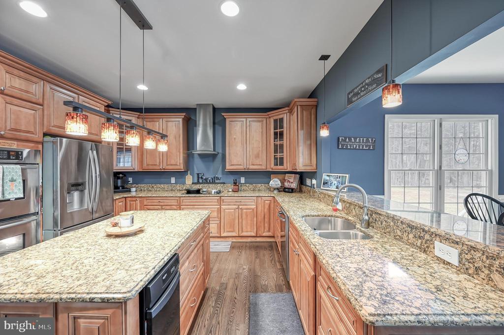 9490 VANREENAN WAY, SPOTSYLVANIA, Virginia 22551, 5 Bedrooms Bedrooms, ,4 BathroomsBathrooms,Residential,9490 VANREENAN WAY,VASP2039874 MLS # VASP2039874