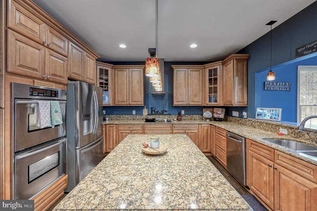 9490 VANREENAN WAY, SPOTSYLVANIA, Virginia 22551, 5 Bedrooms Bedrooms, ,4 BathroomsBathrooms,Residential,9490 VANREENAN WAY,VASP2039874 MLS # VASP2039874