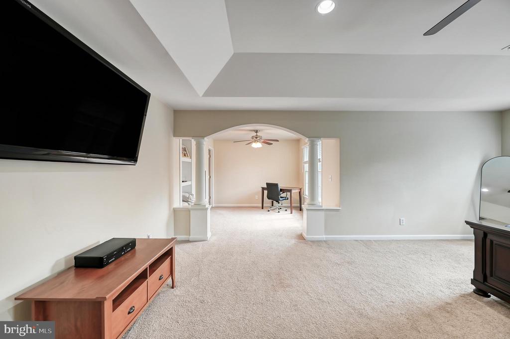 9490 VANREENAN WAY, SPOTSYLVANIA, Virginia 22551, 5 Bedrooms Bedrooms, ,4 BathroomsBathrooms,Residential,9490 VANREENAN WAY,VASP2039874 MLS # VASP2039874