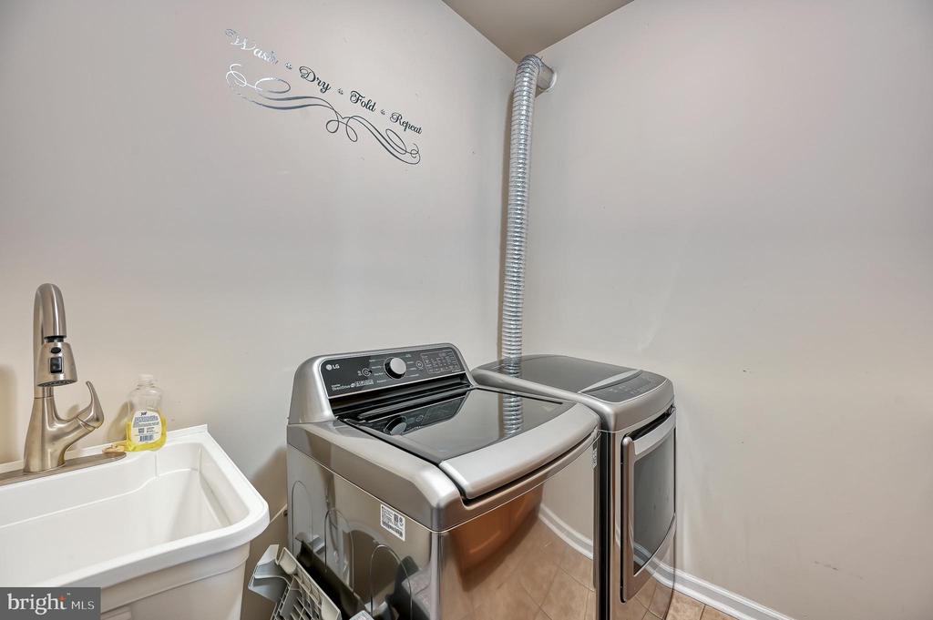 9490 VANREENAN WAY, SPOTSYLVANIA, Virginia 22551, 5 Bedrooms Bedrooms, ,4 BathroomsBathrooms,Residential,9490 VANREENAN WAY,VASP2039874 MLS # VASP2039874