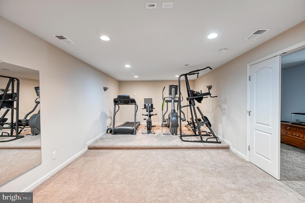 9490 VANREENAN WAY, SPOTSYLVANIA, Virginia 22551, 5 Bedrooms Bedrooms, ,4 BathroomsBathrooms,Residential,9490 VANREENAN WAY,VASP2039874 MLS # VASP2039874