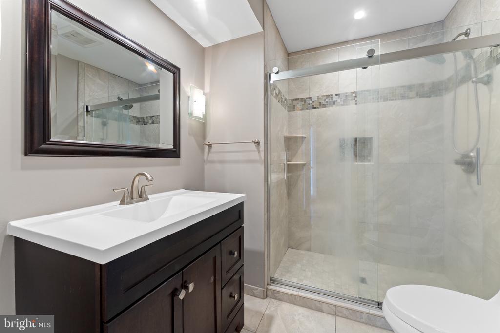 215 LAKEWOOD LANDING DR, BUMPASS, Virginia 23024, 3 Bedrooms Bedrooms, ,2 BathroomsBathrooms,Residential,215 LAKEWOOD LANDING DR,VALA2009444 MLS # VALA2009444