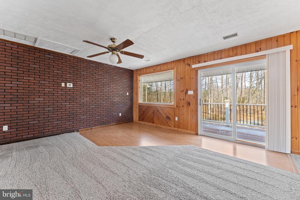 215 LAKEWOOD LANDING DR, BUMPASS, Virginia 23024, 3 Bedrooms Bedrooms, ,2 BathroomsBathrooms,Residential,215 LAKEWOOD LANDING DR,VALA2009444 MLS # VALA2009444