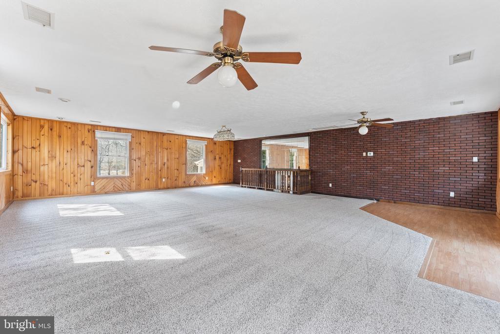 215 LAKEWOOD LANDING DR, BUMPASS, Virginia 23024, 3 Bedrooms Bedrooms, ,2 BathroomsBathrooms,Residential,215 LAKEWOOD LANDING DR,VALA2009444 MLS # VALA2009444