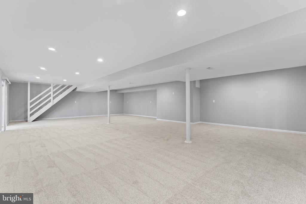 215 LAKEWOOD LANDING DR, BUMPASS, Virginia 23024, 3 Bedrooms Bedrooms, ,2 BathroomsBathrooms,Residential,215 LAKEWOOD LANDING DR,VALA2009444 MLS # VALA2009444