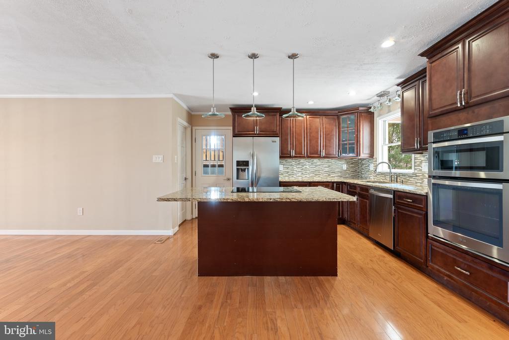 215 LAKEWOOD LANDING DR, BUMPASS, Virginia 23024, 3 Bedrooms Bedrooms, ,2 BathroomsBathrooms,Residential,215 LAKEWOOD LANDING DR,VALA2009444 MLS # VALA2009444