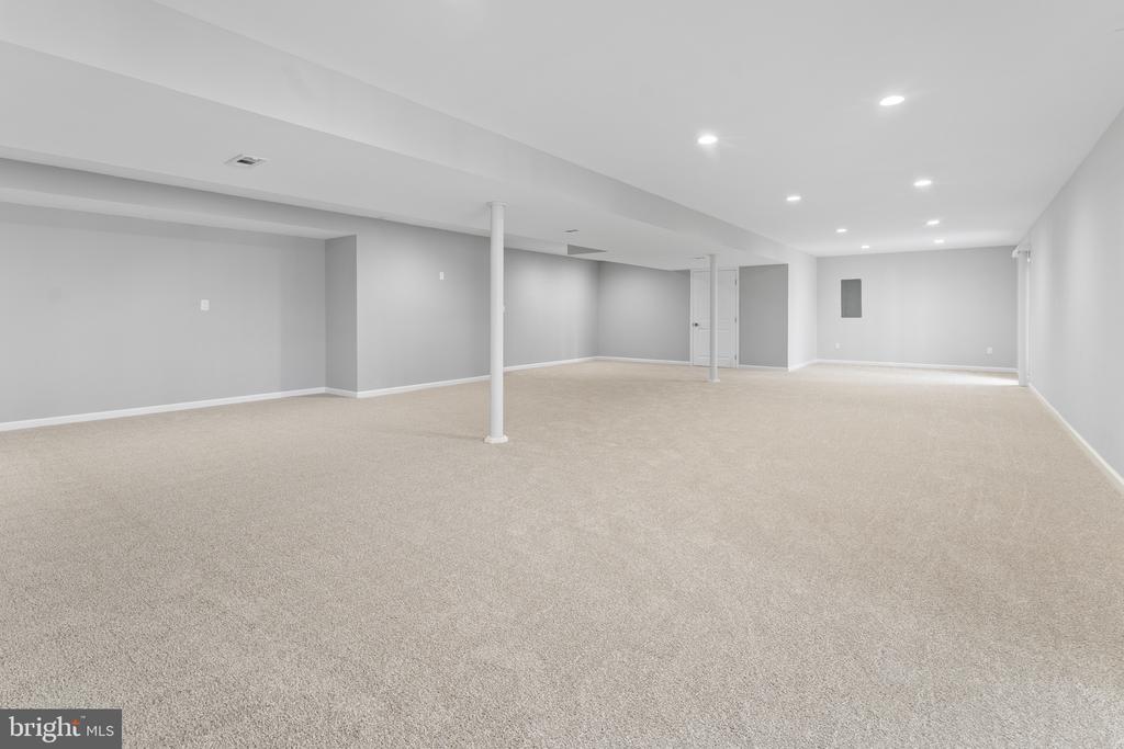 215 LAKEWOOD LANDING DR, BUMPASS, Virginia 23024, 3 Bedrooms Bedrooms, ,2 BathroomsBathrooms,Residential,215 LAKEWOOD LANDING DR,VALA2009444 MLS # VALA2009444