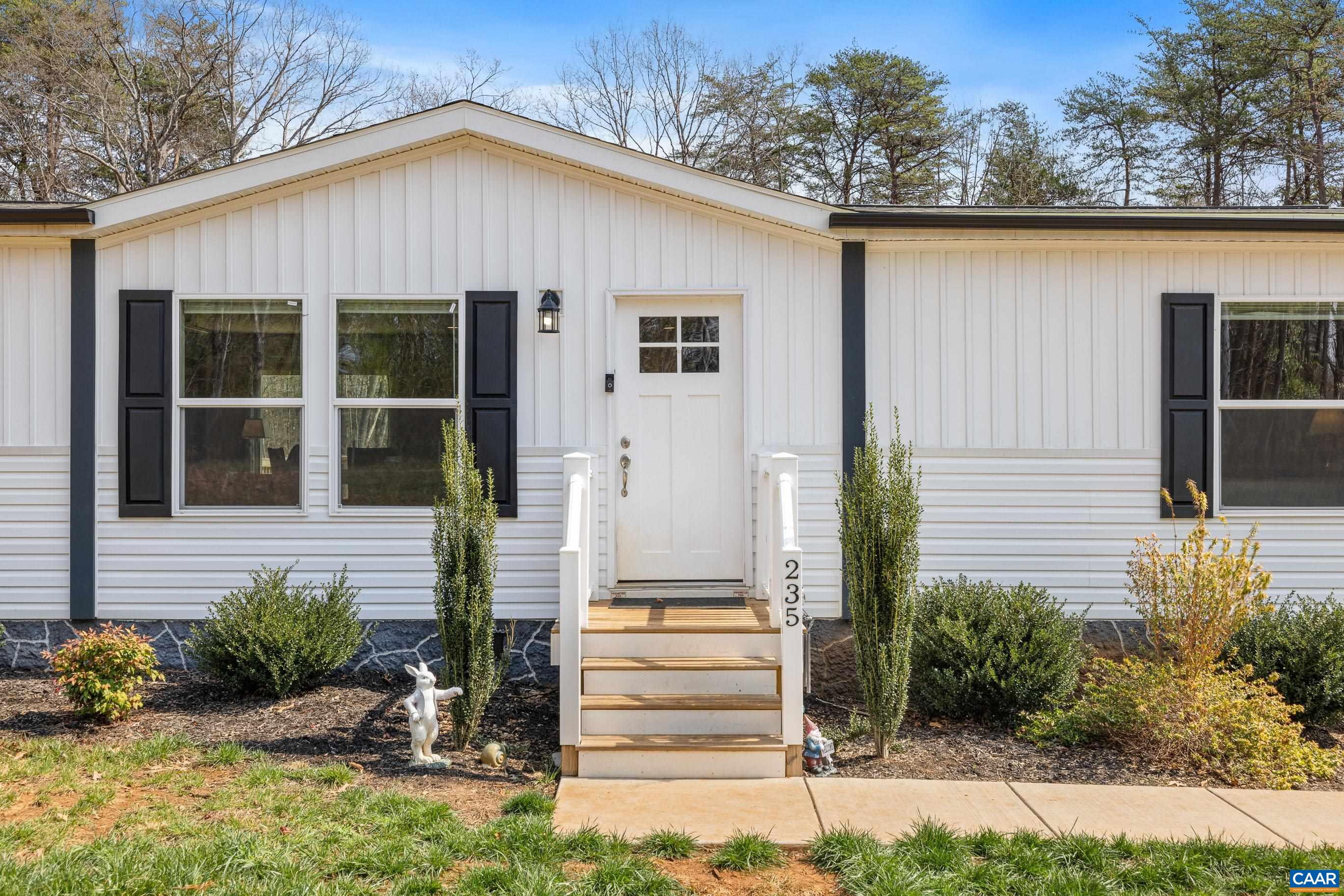 235 SHORES RD, PALMYRA, Virginia 22963, 4 Bedrooms Bedrooms, ,2 BathroomsBathrooms,Residential,235 SHORES RD,674352 MLS # 674352