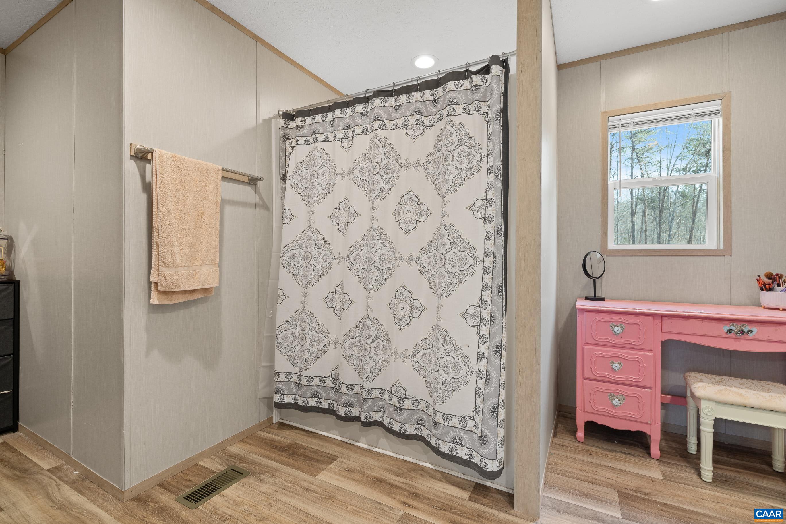 235 SHORES RD, PALMYRA, Virginia 22963, 4 Bedrooms Bedrooms, ,2 BathroomsBathrooms,Residential,235 SHORES RD,674352 MLS # 674352