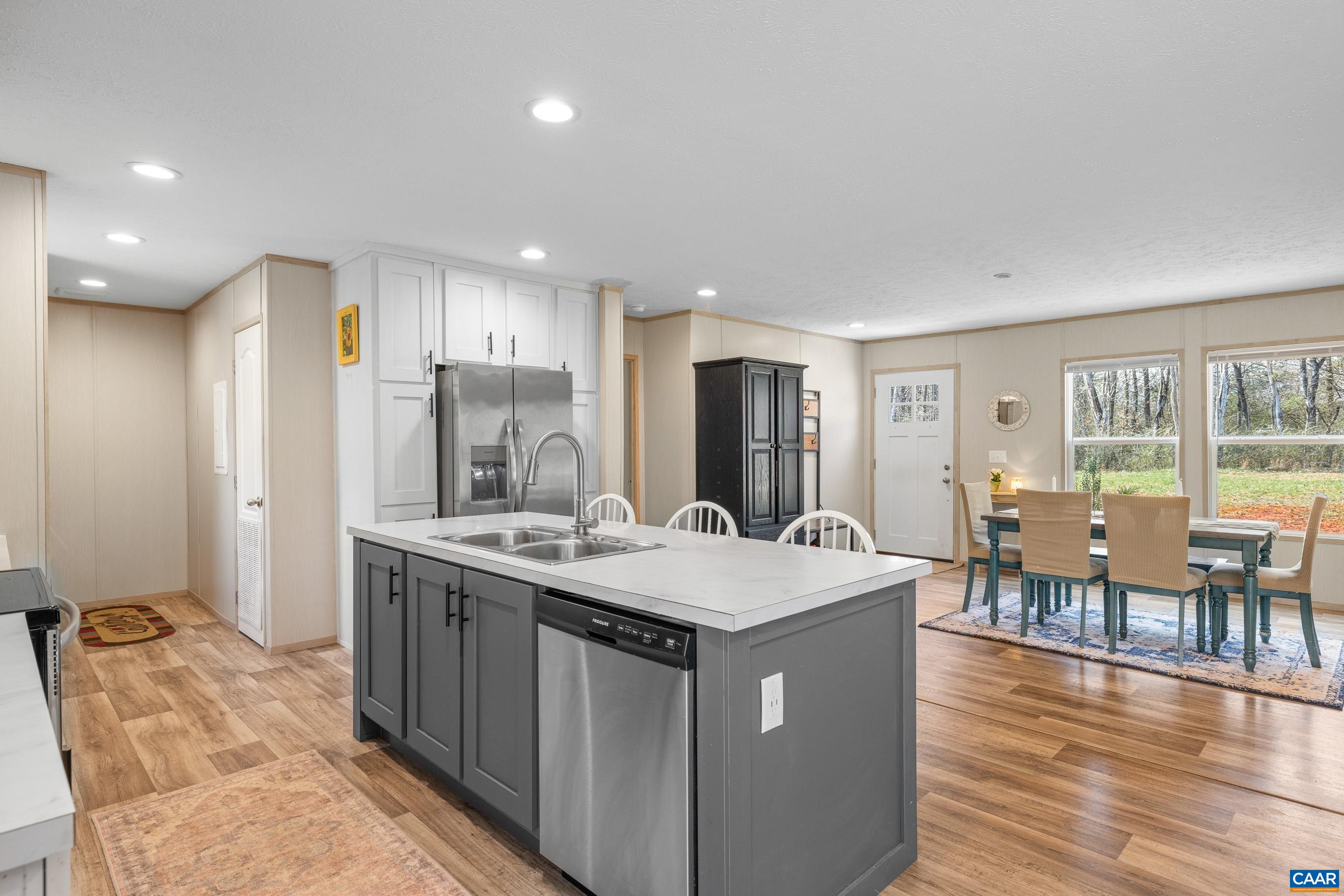 235 SHORES RD, PALMYRA, Virginia 22963, 4 Bedrooms Bedrooms, ,2 BathroomsBathrooms,Residential,235 SHORES RD,674352 MLS # 674352