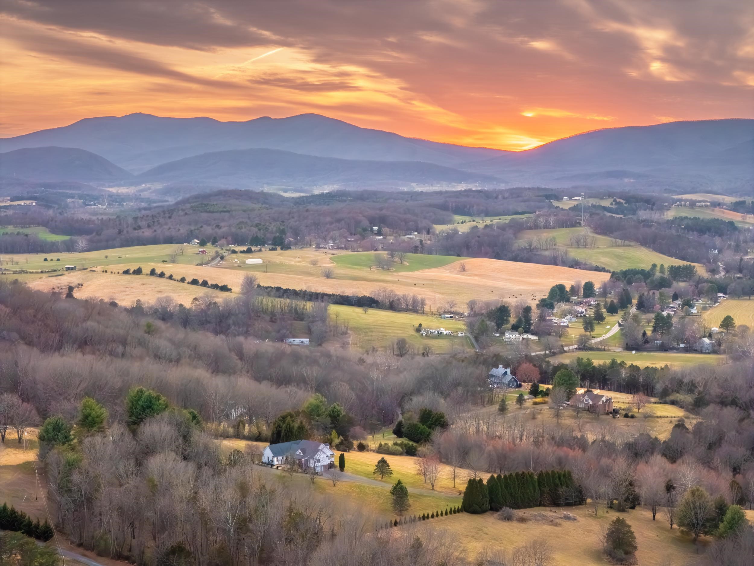 173 EASTWOOD DR, STAUNTON, Virginia 24401, 4 Bedrooms Bedrooms, ,3 BathroomsBathrooms,Residential,173 EASTWOOD DR,674376 MLS # 674376