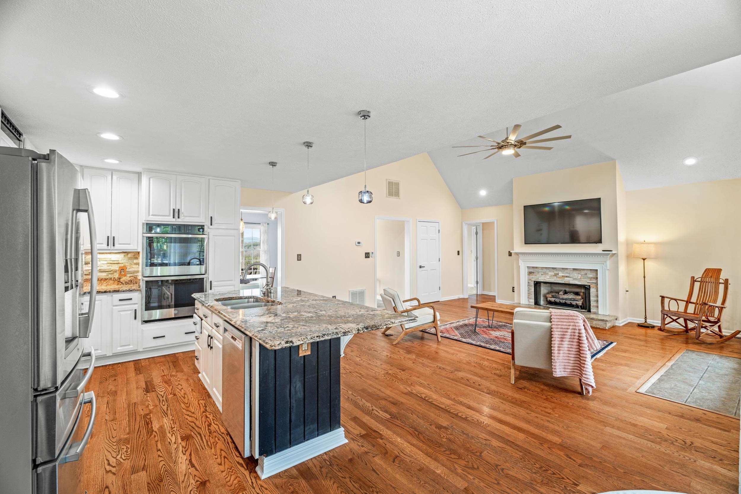 173 EASTWOOD DR, STAUNTON, Virginia 24401, 4 Bedrooms Bedrooms, ,3 BathroomsBathrooms,Residential,173 EASTWOOD DR,674376 MLS # 674376