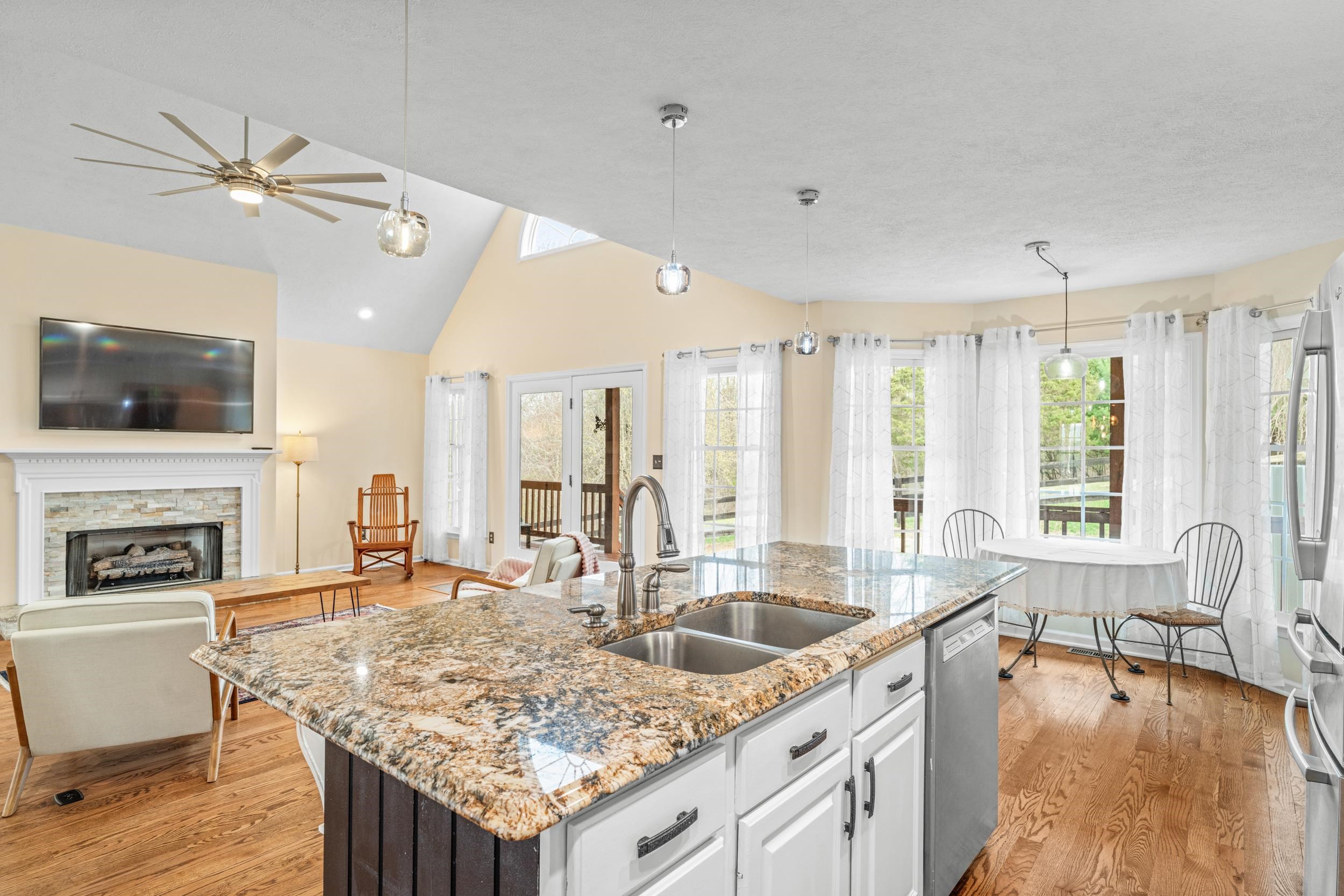 173 EASTWOOD DR, STAUNTON, Virginia 24401, 4 Bedrooms Bedrooms, ,3 BathroomsBathrooms,Residential,173 EASTWOOD DR,674376 MLS # 674376