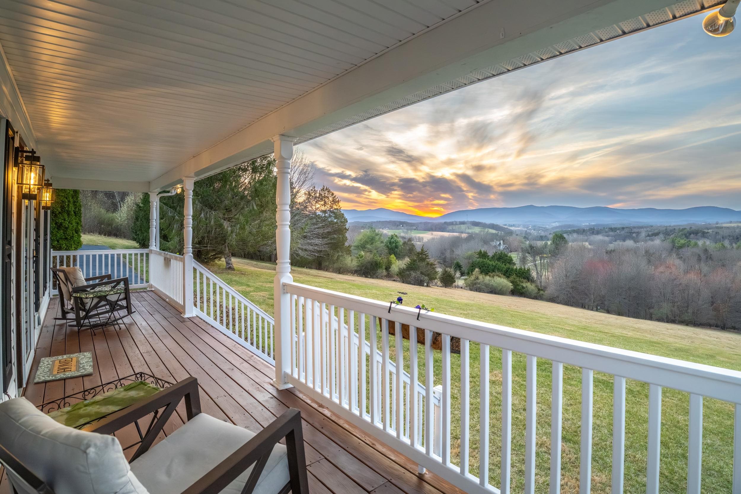 173 EASTWOOD DR, STAUNTON, Virginia 24401, 4 Bedrooms Bedrooms, ,3 BathroomsBathrooms,Residential,173 EASTWOOD DR,674376 MLS # 674376