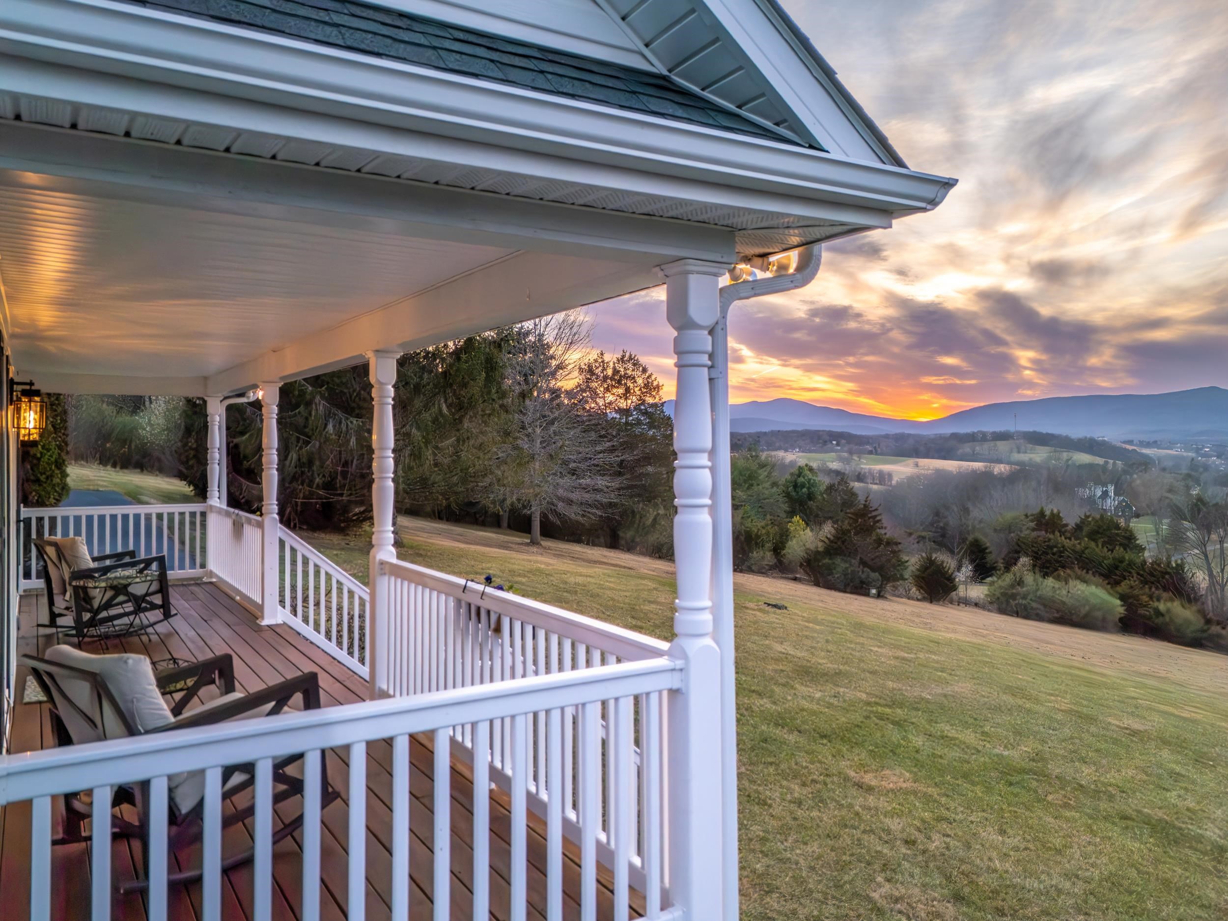 173 EASTWOOD DR, STAUNTON, Virginia 24401, 4 Bedrooms Bedrooms, ,3 BathroomsBathrooms,Residential,173 EASTWOOD DR,674376 MLS # 674376