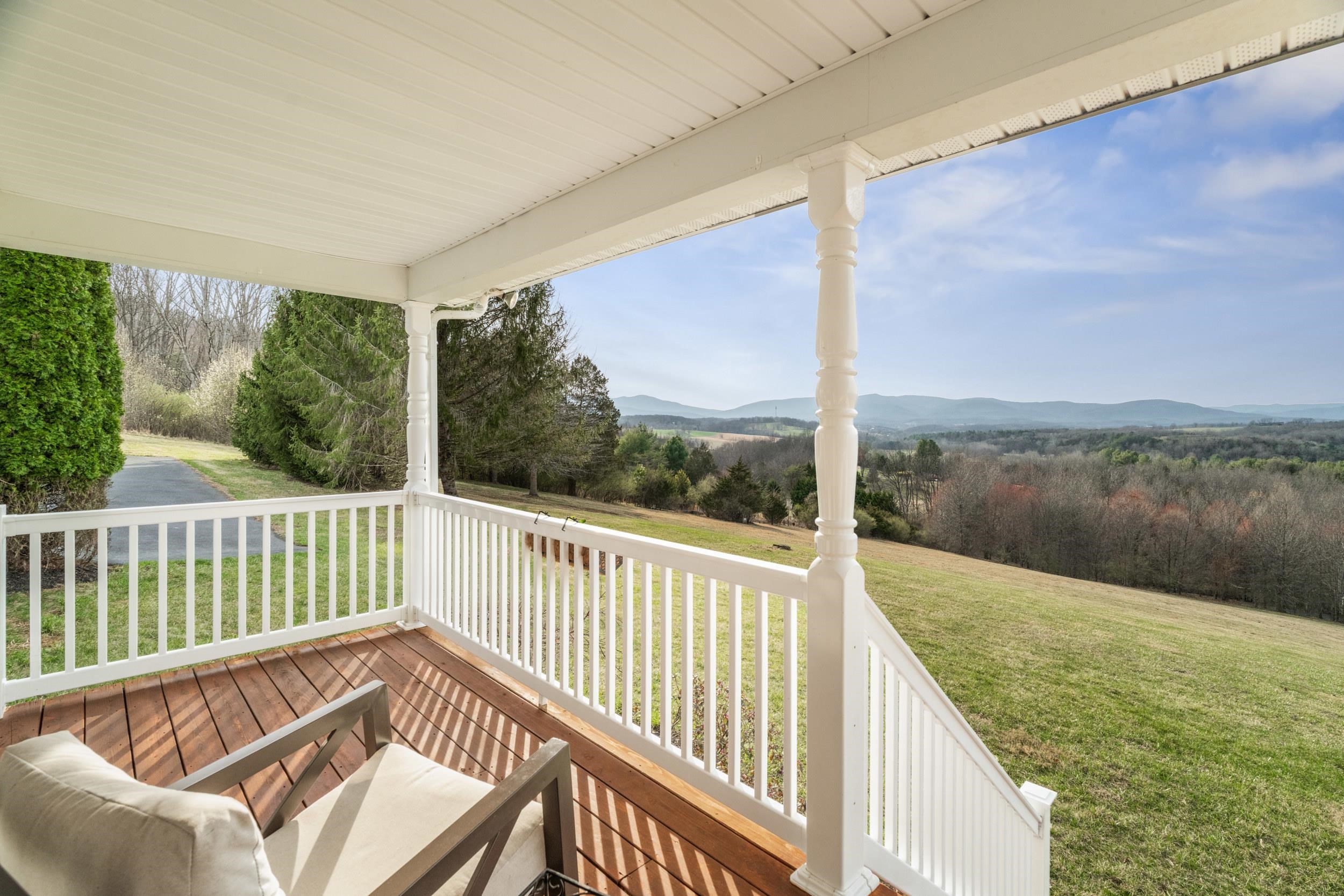 173 EASTWOOD DR, STAUNTON, Virginia 24401, 4 Bedrooms Bedrooms, ,3 BathroomsBathrooms,Residential,173 EASTWOOD DR,674376 MLS # 674376