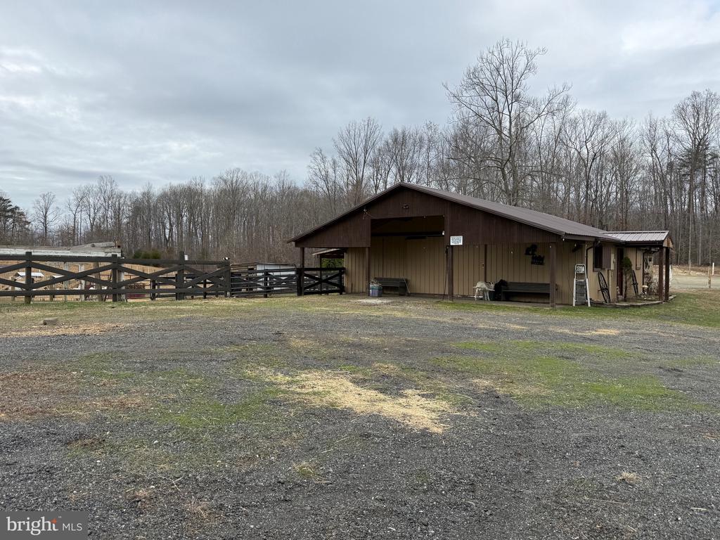 1504 GRACE ESTATES DR, CATLETT, Virginia, 5 Bedrooms Bedrooms, ,4 BathroomsBathrooms,Residential,1504 GRACE ESTATES DR,VAFQ2020694 MLS # VAFQ2020694