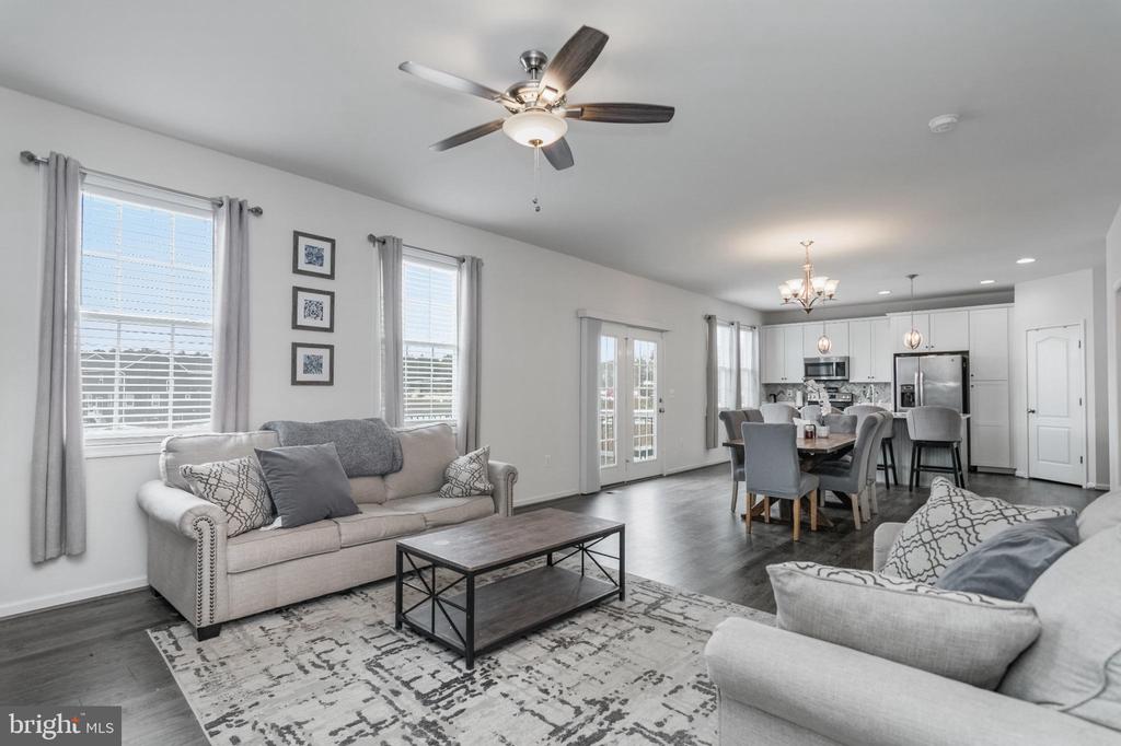 6317 COURTLAND PARK DR, FREDERICKSBURG, Virginia 22407, 4 Bedrooms Bedrooms, ,3 BathroomsBathrooms,Residential,6317 COURTLAND PARK DR,VASP2038778 MLS # VASP2038778