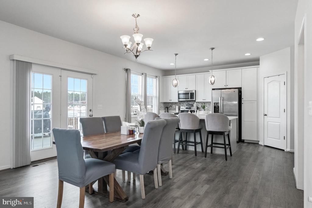 6317 COURTLAND PARK DR, FREDERICKSBURG, Virginia 22407, 4 Bedrooms Bedrooms, ,3 BathroomsBathrooms,Residential,6317 COURTLAND PARK DR,VASP2038778 MLS # VASP2038778