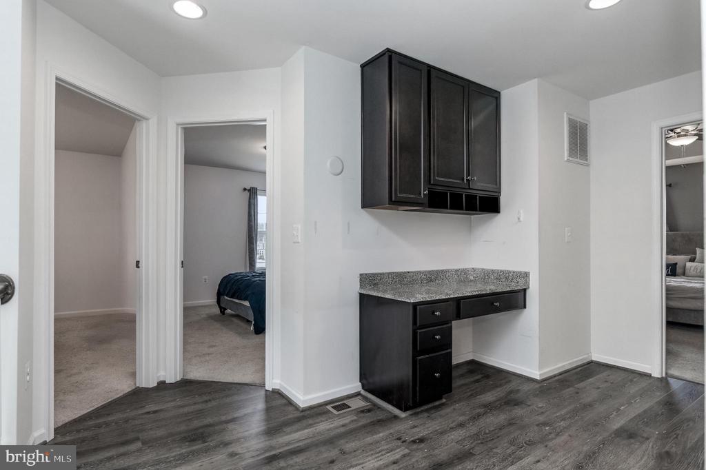 6317 COURTLAND PARK DR, FREDERICKSBURG, Virginia 22407, 4 Bedrooms Bedrooms, ,3 BathroomsBathrooms,Residential,6317 COURTLAND PARK DR,VASP2038778 MLS # VASP2038778