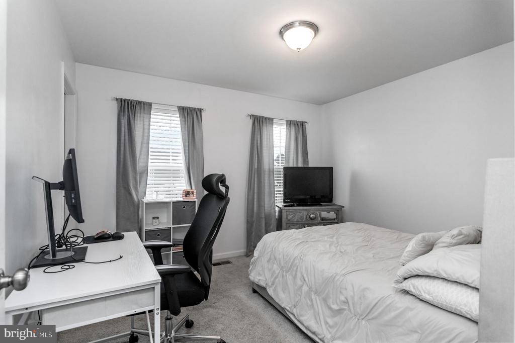 6317 COURTLAND PARK DR, FREDERICKSBURG, Virginia 22407, 4 Bedrooms Bedrooms, ,3 BathroomsBathrooms,Residential,6317 COURTLAND PARK DR,VASP2038778 MLS # VASP2038778