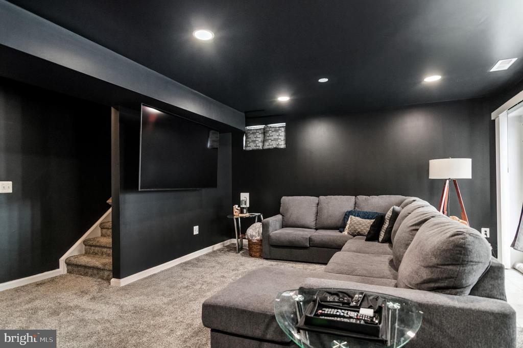 6317 COURTLAND PARK DR, FREDERICKSBURG, Virginia 22407, 4 Bedrooms Bedrooms, ,3 BathroomsBathrooms,Residential,6317 COURTLAND PARK DR,VASP2038778 MLS # VASP2038778