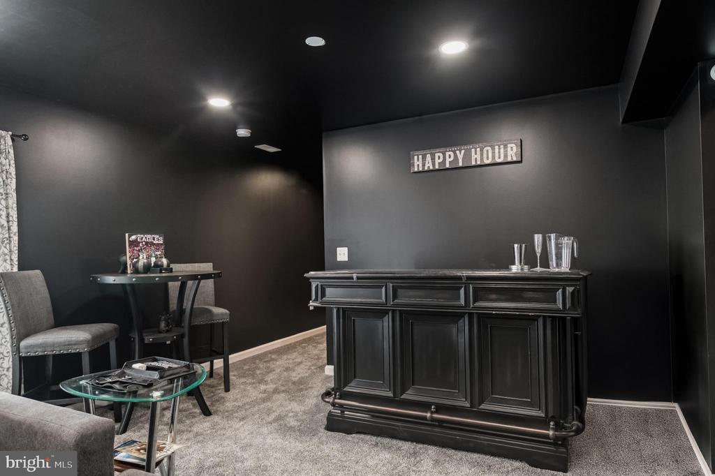 6317 COURTLAND PARK DR, FREDERICKSBURG, Virginia 22407, 4 Bedrooms Bedrooms, ,3 BathroomsBathrooms,Residential,6317 COURTLAND PARK DR,VASP2038778 MLS # VASP2038778